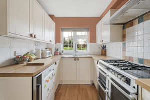 Kitchen- click for photo gallery